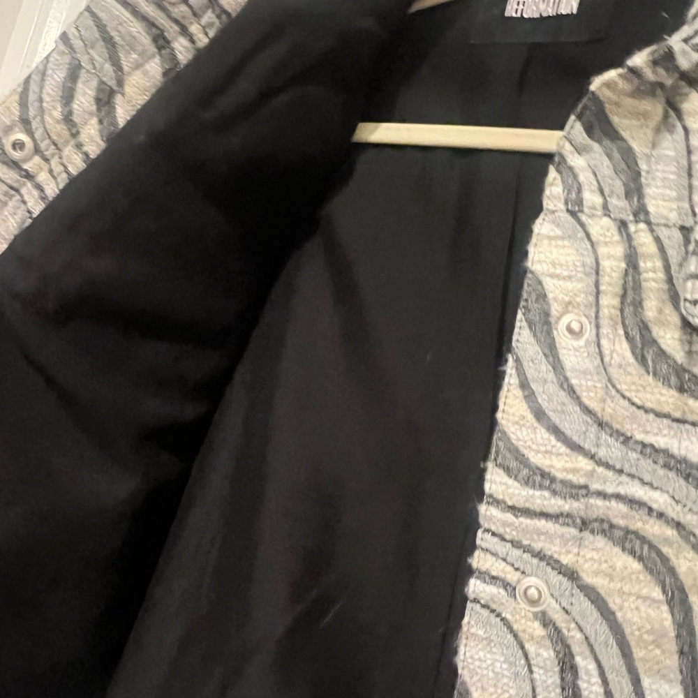 Reformation jacket - Picture 6 of 7